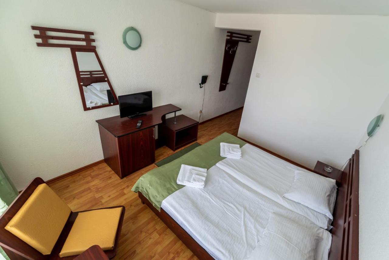 Hotel Capitol Jupiter Esterno foto