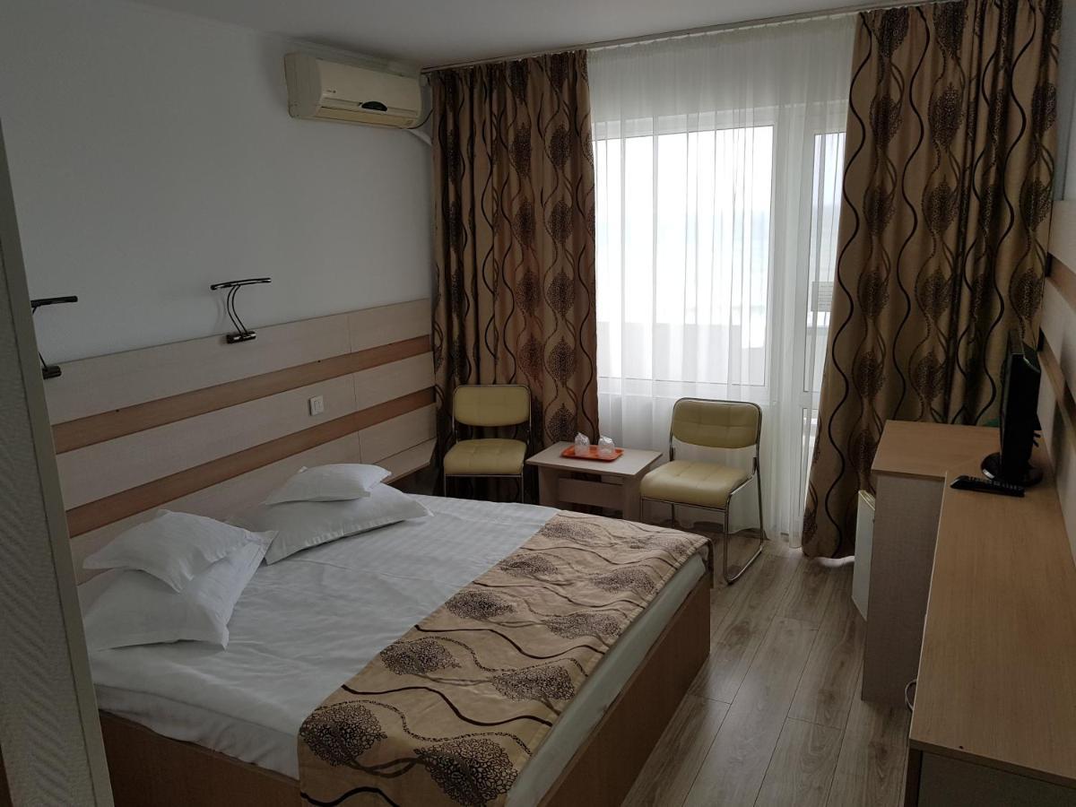 Hotel Capitol Jupiter Esterno foto